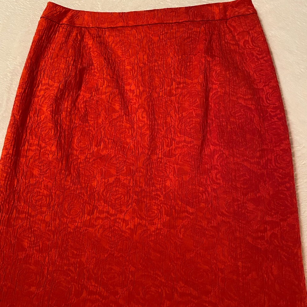 Pencil skirt